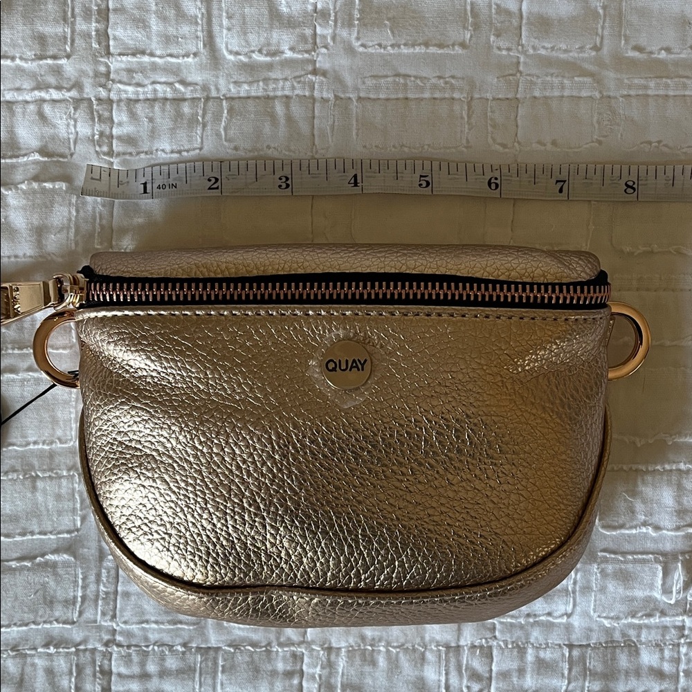 Quay Australia Rose Gold Bum Bag - Picture 9 of 10